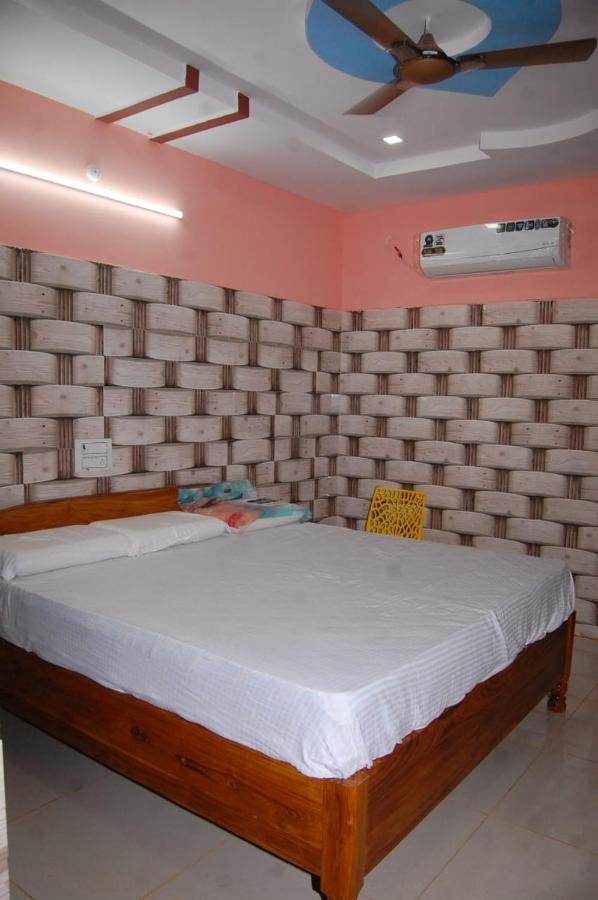 Prasanna Laxmi Residency Bhadrácsalam Kültér fotó